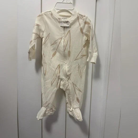 Carters Gender Neutral Pyjama - Picture 2 of 5